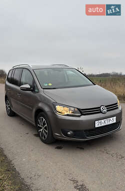 Минивэн Volkswagen Touran 2011 в Стрые