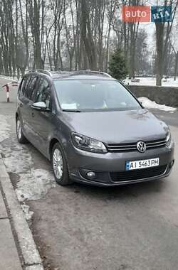 Мінівен Volkswagen Touran 2014 в Фастові