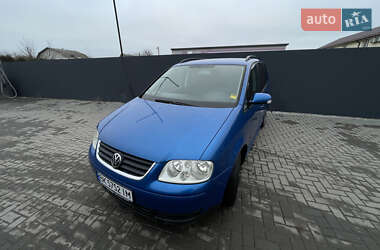 Минивэн Volkswagen Touran 2003 в Остроге