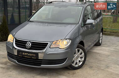 Мінівен Volkswagen Touran 2009 в Івано-Франківську