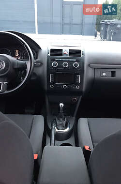 Минивэн Volkswagen Touran 2012 в Луцке