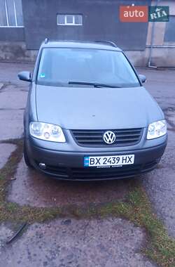 Мінівен Volkswagen Touran 2003 в Новій Ушиці