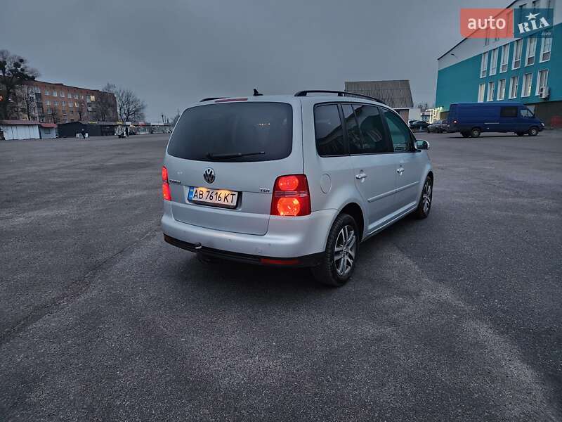 Мінівен Volkswagen Touran 2007 в Тульчині