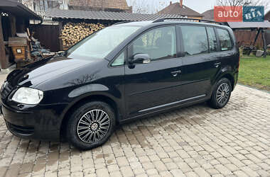 Мінівен Volkswagen Touran 2006 в Мукачевому