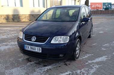 Мінівен Volkswagen Touran 2006 в Дунаївцях