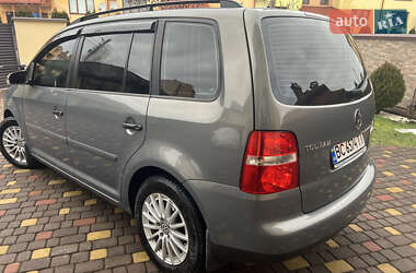 Минивэн Volkswagen Touran 2006 в Львове