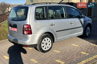 Минивэн Volkswagen Touran 2008 в Косове