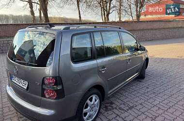 Минивэн Volkswagen Touran 2010 в Виннице