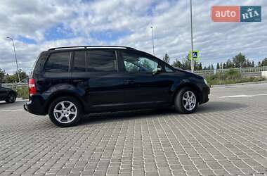 Мінівен Volkswagen Touran 2004 в Львові