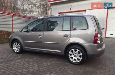 Минивэн Volkswagen Touran 2007 в Хмельницком