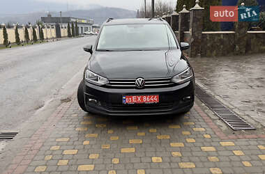 Микровэн Volkswagen Touran 2021 в Сваляве