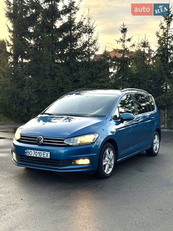 Мікровен Volkswagen Touran 2020 в Тернополі