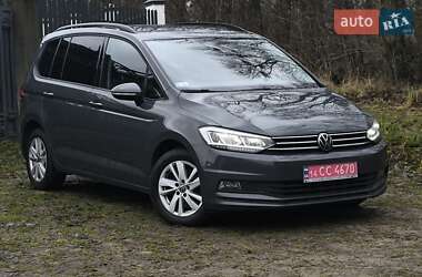 Мікровен Volkswagen Touran 2020 в Львові