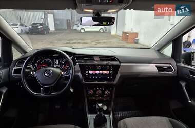 Микровэн Volkswagen Touran 2020 в 