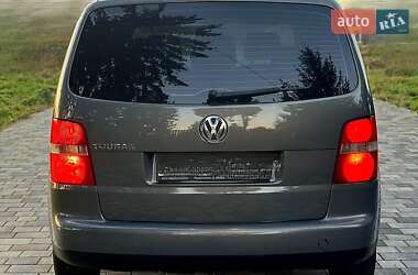 Мінівен Volkswagen Touran 2004 в Миколаєві