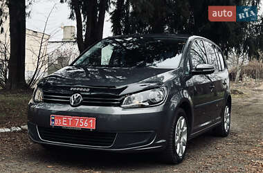 Мінівен Volkswagen Touran 2012 в Дубні