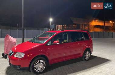 Мінівен Volkswagen Touran 2005 в Запоріжжі