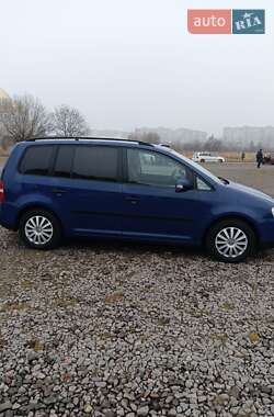 Мінівен Volkswagen Touran 2003 в Дрогобичі