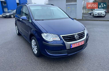 Минивэн Volkswagen Touran 2008 в Ковеле