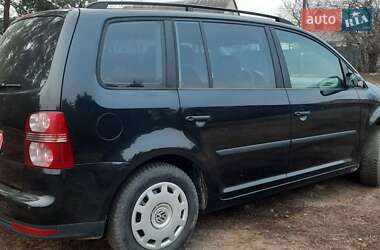 Мінівен Volkswagen Touran 2008 в Харкові