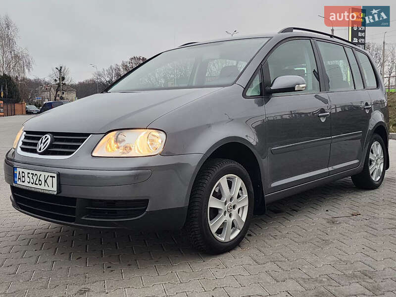 Мінівен Volkswagen Touran 2006 в Вінниці