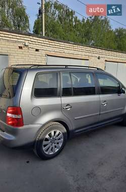 Минивэн Volkswagen Touran 2005 в Луцке