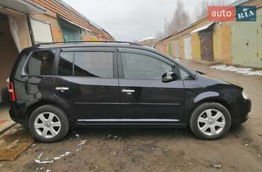 Минивэн Volkswagen Touran 2006 в Нежине