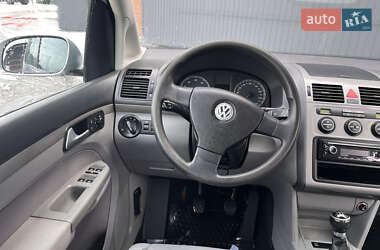 Мінівен Volkswagen Touran 2009 в Івано-Франківську