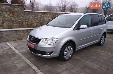 Мінівен Volkswagen Touran 2008 в Сокирянах