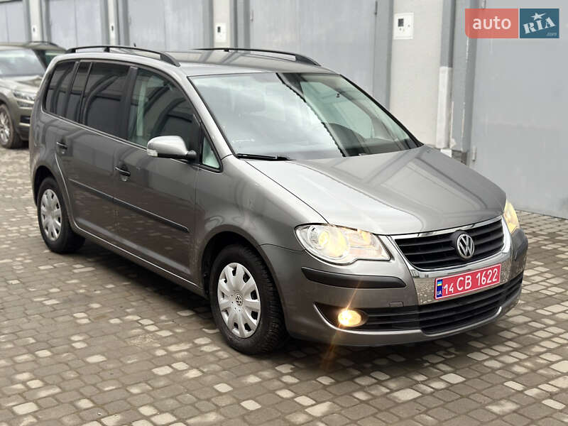 Мінівен Volkswagen Touran 2008 в Самборі