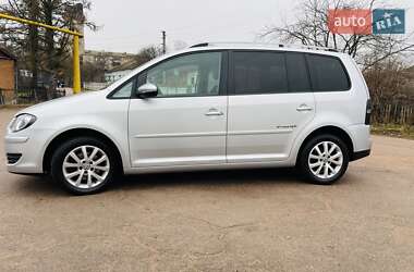 Мінівен Volkswagen Touran 2010 в Коростені