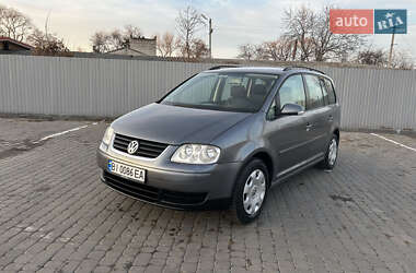 Мінівен Volkswagen Touran 2005 в Кременчуці