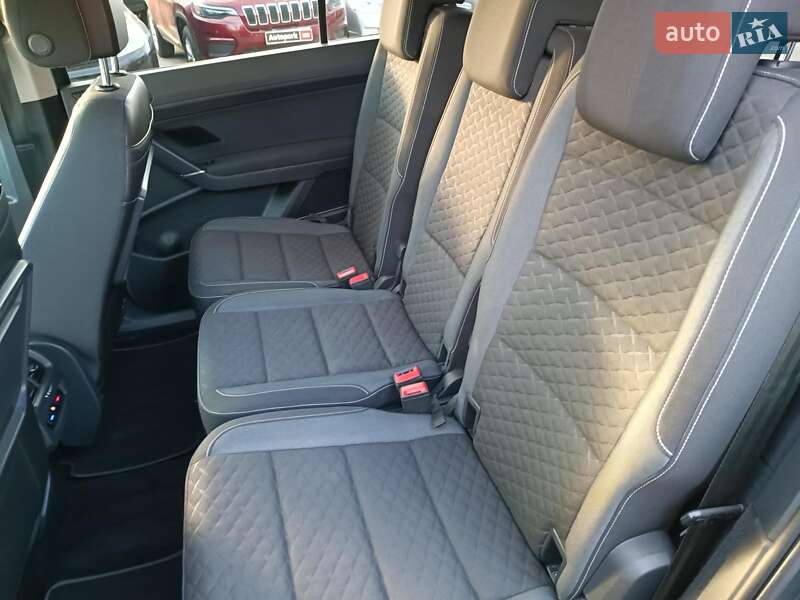 Микровэн Volkswagen Touran 2019 в Харькове