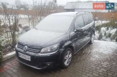 Мінівен Volkswagen Touran 2015 в Рожище