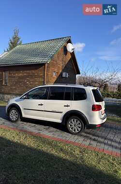 Минивэн Volkswagen Touran 2011 в Луцке