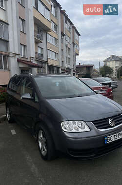 Мінівен Volkswagen Touran 2003 в Львові