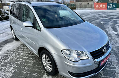 Мінівен Volkswagen Touran 2008 в Вінниці