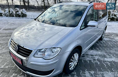 Мінівен Volkswagen Touran 2008 в Вінниці