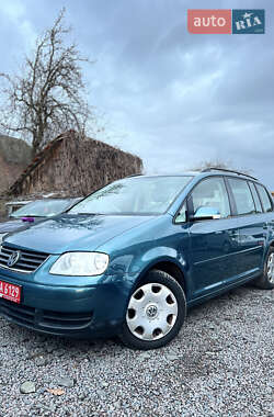 Минивэн Volkswagen Touran 2004 в Львове