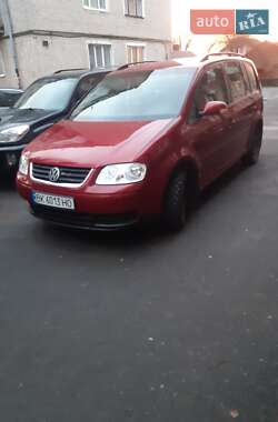 Мінівен Volkswagen Touran 2005 в Рівному