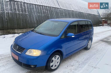 Мінівен Volkswagen Touran 2004 в Івано-Франківську