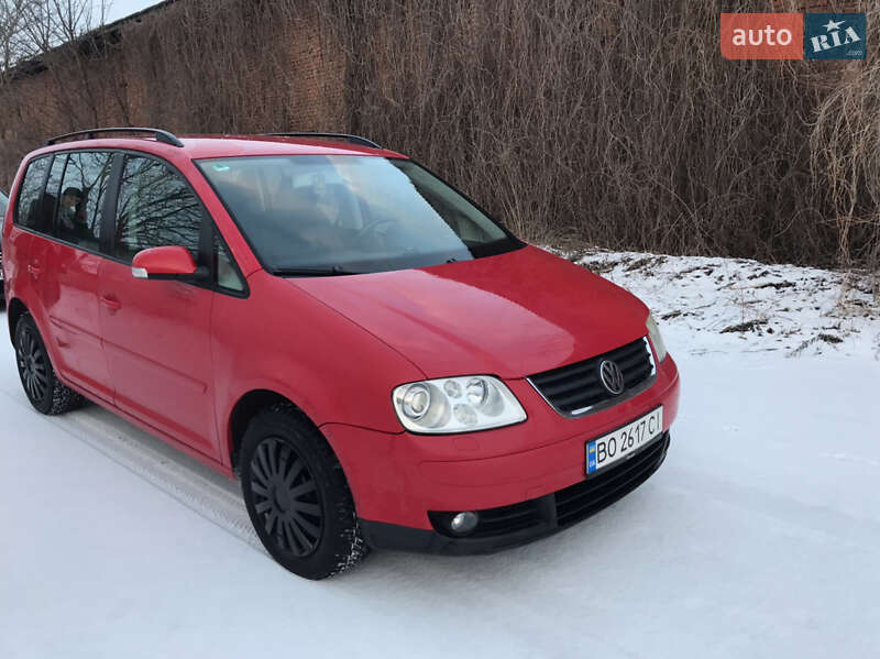 Мінівен Volkswagen Touran 2006 в Підволочиську