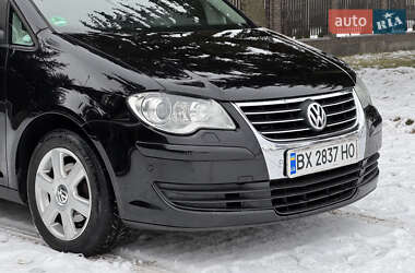 Мінівен Volkswagen Touran 2009 в Старокостянтинові