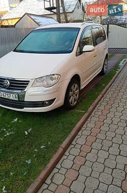 Мінівен Volkswagen Touran 2007 в Іршаві