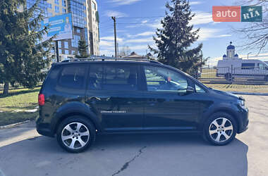 Минивэн Volkswagen Touran 2011 в 
