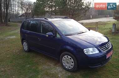 Минивэн Volkswagen Touran 2006 в 