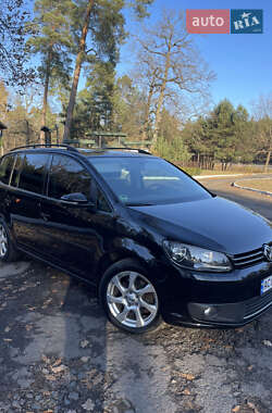 Минивэн Volkswagen Touran 2012 в Луцке