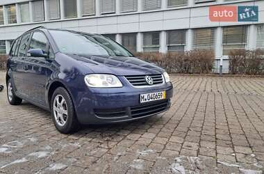 Минивэн Volkswagen Touran 2006 в Ровно