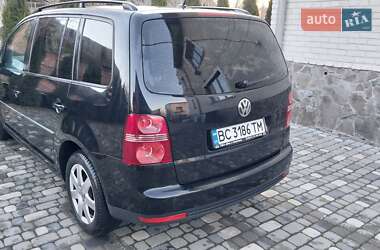 Минивэн Volkswagen Touran 2009 в Ходорове