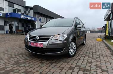 Мінівен Volkswagen Touran 2008 в Сарнах